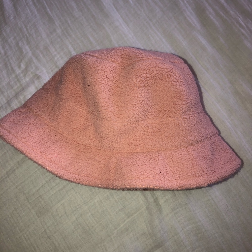 Brand New Urban Outfitters Pink Teddy Bucket Hat